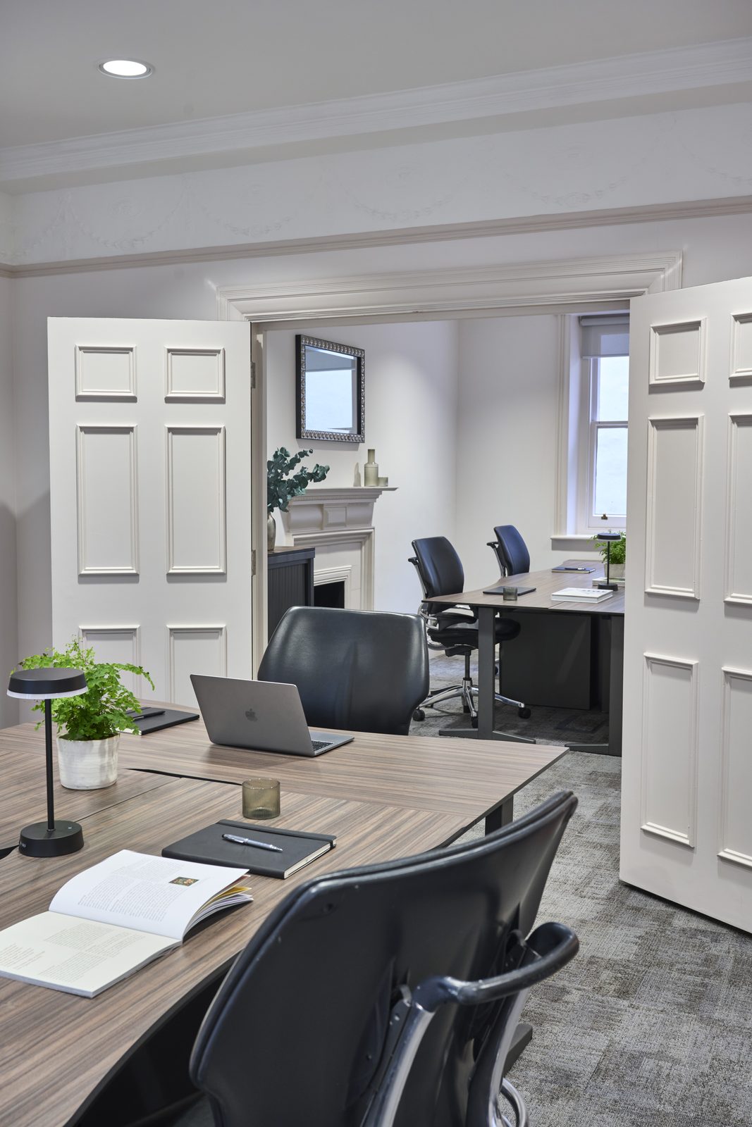 Private Office To Rent, Mayfair, W1J – photo 1