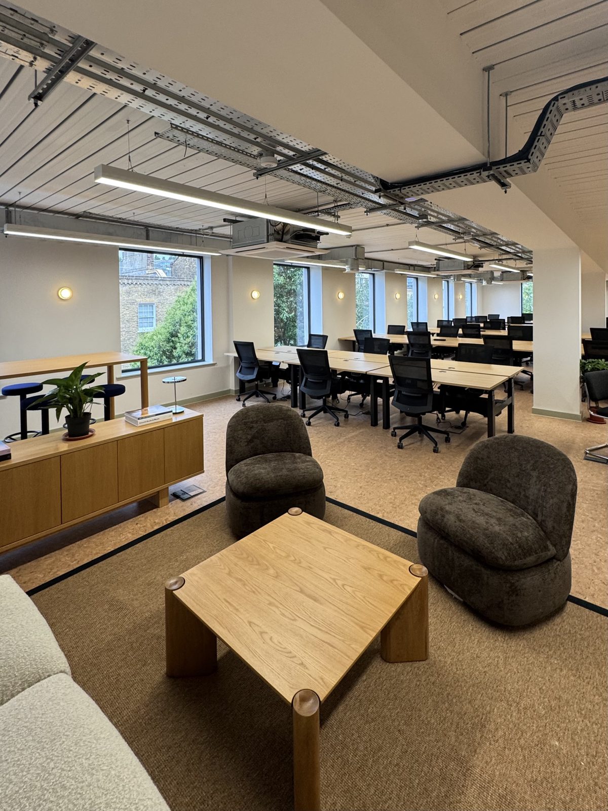 Private Office To Rent, Northdown Street, London – photo 3