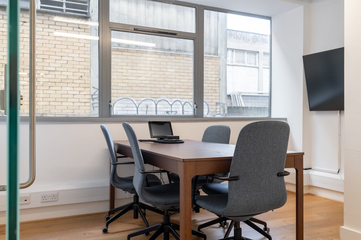 Private Office, Curtain Road – photo 3