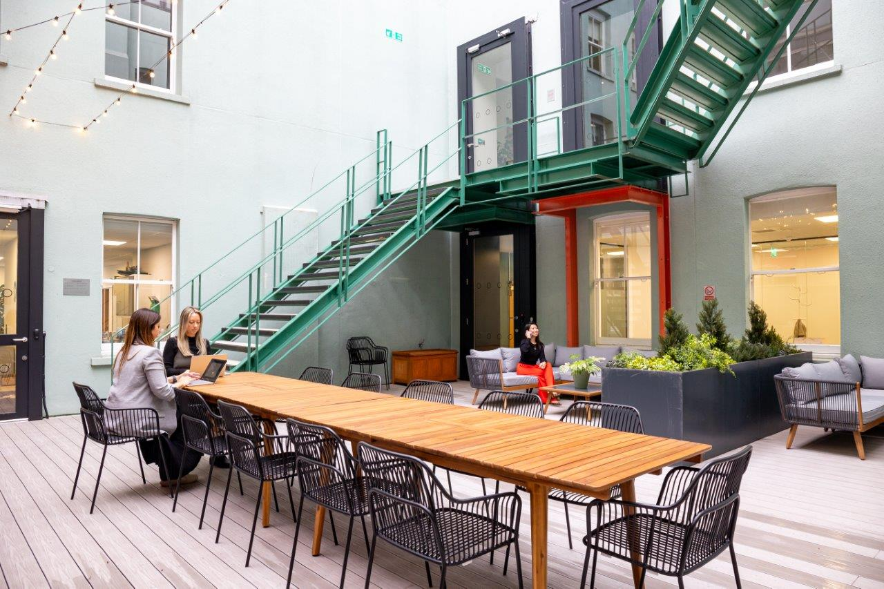 Private Office, Alfred Place – photo 6