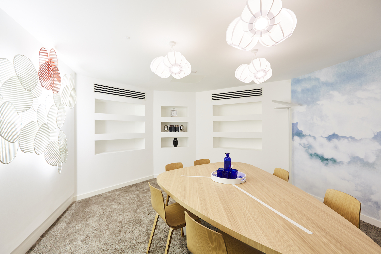 Private Office, Golden Square – photo 2